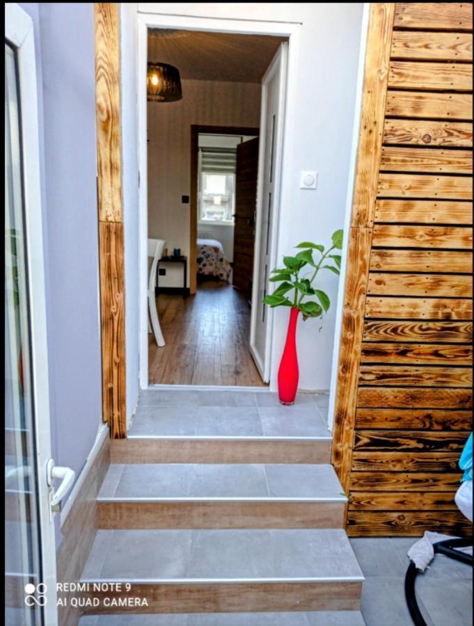 Maisonnette Confort Parking Prive Holiday home Brest